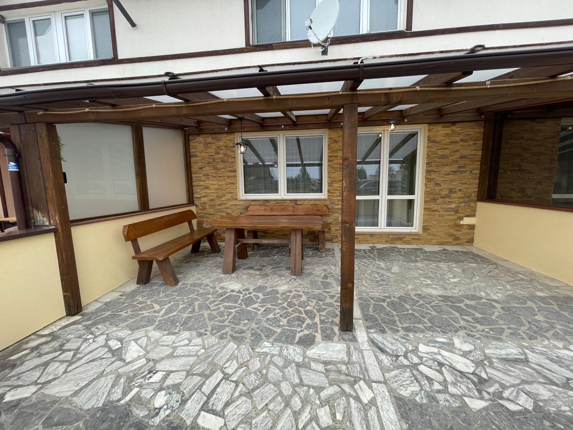 Apartman Illy Veľký Slavkov Extérieur photo