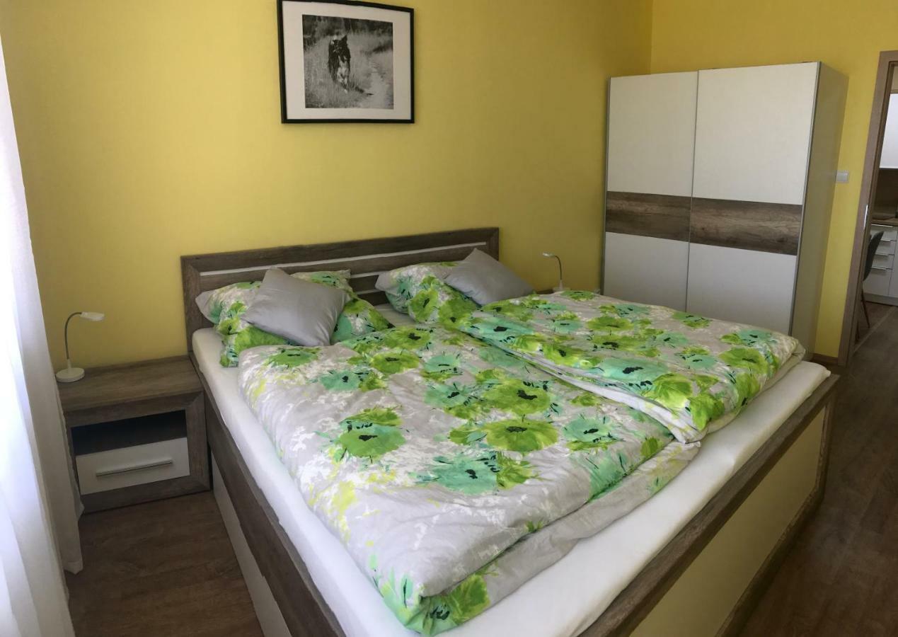 Apartman Illy Veľký Slavkov Extérieur photo